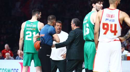 Αναβάλλεται ο τρίτος αγώνας ΠΑΟ - ΟΣΦΠ μετά τα επεισόδια με Γιαννακόπουλο - Με οριστική διακοπή απειλεί η κυβέρνηση