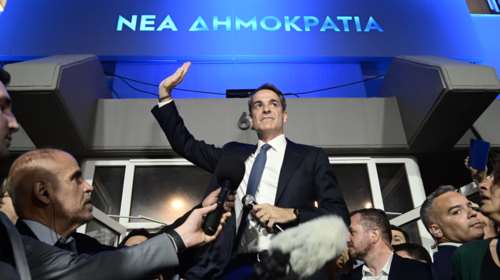 DW: "Ο πραγματιστής Μητσοτάκης δρέπει καρπούς στις εκλογές - Οι Έλληνες αποφάσισαν να μην αλλάξουν μια ομάδα που κερδίζει"