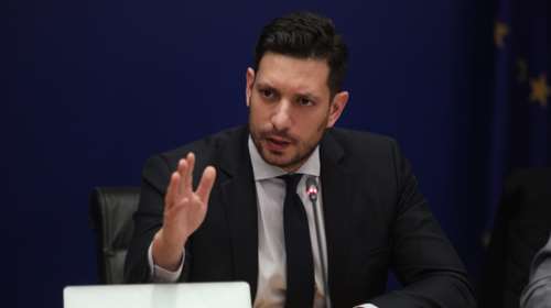 Καρφιά Κυρανάκη κατά Οικονόμου ότι &quot;έκανε τα χατήρια&quot; του Λυμπερόπουλου του ΣΑΤΑ: Πότε θα μπαίνουν τα ταξί στις λεωφορειολωρίδες