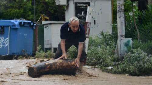 Κακοκαιρία Daniel: Μήνυμα 112 στην Κάτω Λεχώνια Μαγνησίας για εκκένωση - Απαγόρευση κυκλοφορίας σε όλο τον νομό