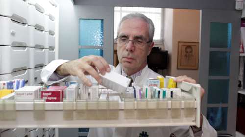 Συνεχίζει το "αντάρτικο" ο Λουράντος: Δεν παραλαμβάνουμε τα self tests, ας τα πάνε στα σούπερ μάρκετ [βίντεο]