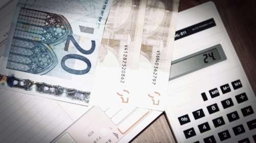 Έρχεται νέα ρύθμιση "ανάσα" για συνεπείς οφειλέτες - Αναβιώνουν και οι 120 δόσεις