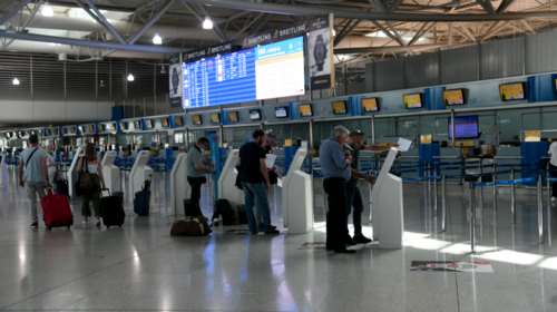 Άνοιγμα συνόρων: Βραχυκύκλωμα στον τουρισμό από πιθανό μπλόκο της Ε.Ε. σε ταξιδιώτες από τις ΗΠΑ λόγω κορονοϊού