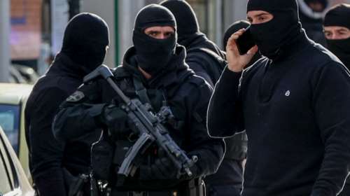 Ηράκλειο: Καταδίωξη με πυροβολισμούς στο Γάζι - Τρεις τραυματίες, ανάμεσά τους ένας αστυνομικός και ένας πολίτης