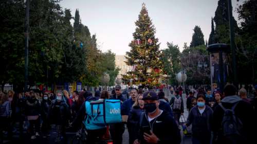 Κορονοϊός: &quot;Εκρηξη&quot; με 2.200 νέα κρούσματα στην Αττική -  1.162 στη Θεσσαλονίκη - Στο &quot;κόκκινο&quot; Λάρισα και Αχαΐα