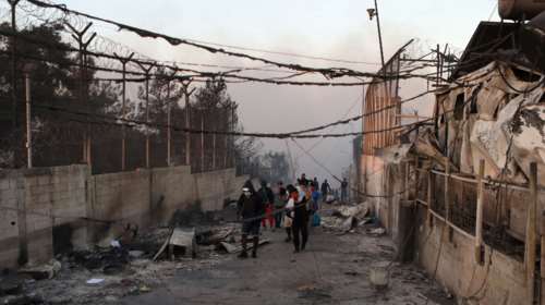 Φωτιά στη Μόρια: Το συγκλονιστικό βίντεο του Guardian