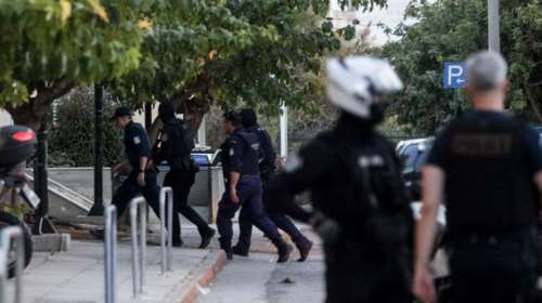 Έκρηξη στους Αμπελόκηπους: Ποινική δίωξη για 4 κακουργήματα στον 31χρονο, την τραυματία και τη γυναίκα που αναζητείται