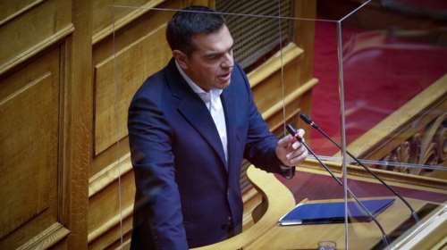 Συγκινημένος ο Τσίπρας στη Βουλή για τον Νικολαΐδη: Κατάφερε πολλά στο σύντομο πέρασμά του