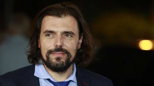 Πέτρος Παππάς για Φίλη: Αν κάποιος δεν εκφράζεται από τον αρχηγό του, θέτει εαυτόν εκτός κόμματος