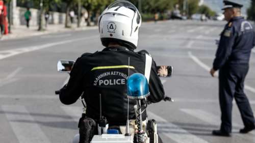 Κορονοϊός: Εκατοντάδες κρούσματα σε αστυνομικούς - Μεγάλη η διασπορά στην ΕΛΑΣ [Βίντεο]