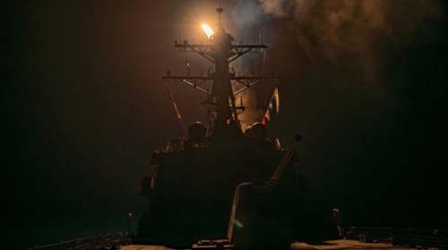 ΗΠΑ και Βρετανία βομβαρδίζουν με πυραύλους τους Χούθι στην Υεμένη - &quot;Απαραίτητα τα χτυπήματα&quot; λέει ο Σούνακ