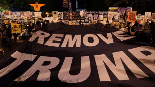 Εκλογές ΗΠΑ 2020: Εκατοντάδες οπαδοί του Μπάιντεν κοντά στον Λευκό Οίκο - Θέλουν να δουν τον Τραμπ να φεύγει [Εικόνες+Βίντεο]