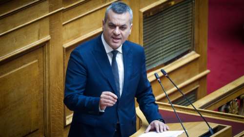 Τέμπη: Ο Μαμουλάκης διαψεύδει τον Φλωρίδη - &quot;Είναι ψέμα ότι περνάει αγωγός φυσικού αερίου κάτω από το σημείο του δυστυχήματος στα Τέμπη&quot;