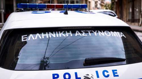 Μενίδι: Συνελήφθη 39χρονος για κλοπές - Έπειθε ηλικιωμένους να του δώσουν τις κάρτες και τα πορτοφόλια τους