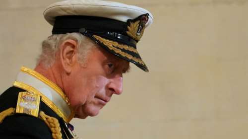 Θρηνεί ο βασιλιάς Κάρολος για τη Νέα Ορλεάνη: Στα θύματα και ο θετός γιος της γκουβερνάντας των Ουίλιαμ και Χάρι
