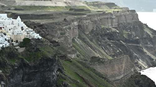 Παπαζάχος: Μπορεί να γίνει ισχυρός σεισμός που θα προκαλέσει ζημιές στην περιοχή - Δεν αποκλείονται και 6,5 Ρίχτερ