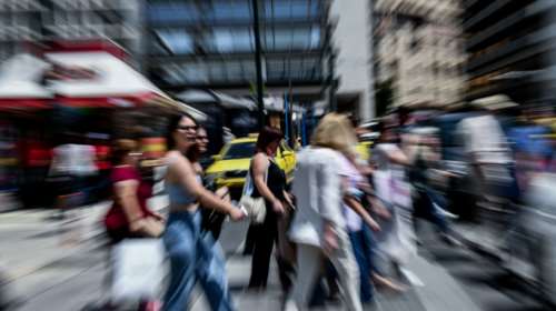 Κορονοϊός - Στα ύψη ξανά τα κρούσματα: 22 νεκροί, 95 διασωληνωμένοι το τελευταίο 24ωρο - Οι περιοχές στο &quot;κόκκινο&quot;