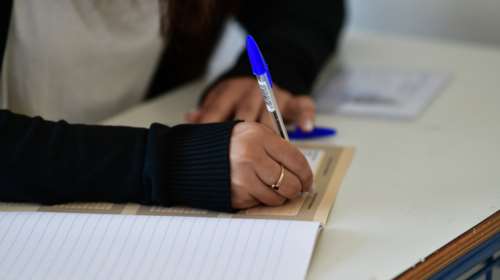 Πανελλήνιες 2022: Αρχίζουν σήμερα με τα Αγγλικά οι εξετάσεις στα Ειδικά και Μουσικά Μαθήματα