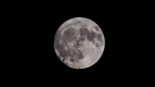 Πανσέληνος Μαρτίου 2025: Πότε θα δούμε στον ουρανό το &quot;φεγγάρι του σκουληκιού&quot; - Και Ολική Έκλειψη Σελήνης