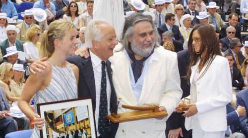 Βαγγέλης Παπαθανασίου: Αυτό ήταν το μεγάλο παράπονό του - Η αποκάλυψη της ανιψιάς του