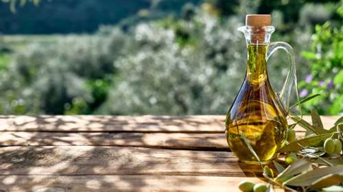 "Ράλι" στην τιμή του ελαιόλαδου: Ερχονται νέες ανατιμήσεις - Γιατί διπλασιάστηκε η τιμή σε δύο μήνες