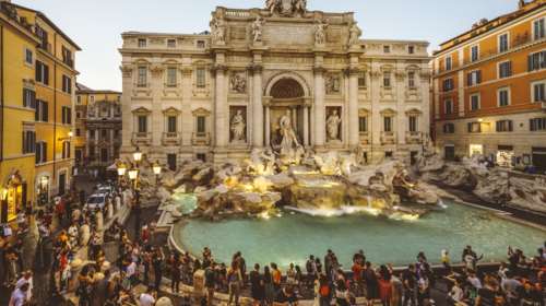 Ρώμη: Οι τουρίστες από σήμερα πληρώνουν εισιτήριο 2 ευρώ για τη Φοντάνα Ντι Τρέβι - Ποιοι εξαιρούνται