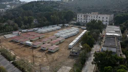 Λέρος: Αναταραχή με 123 μετανάστες που προσπάθησαν να το σκάσουν από το ΚΥΤ - Προσωρινή απαγόρευση εξόδου