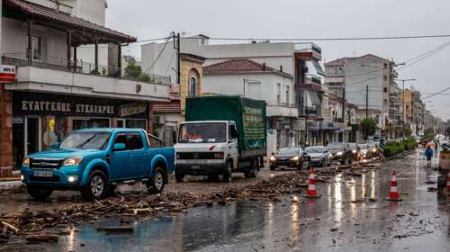 Κακοκαιρία Daniel: Απαγόρευση οχημάτων σε Μαγνησία και Λάρισα - Πού έχει διακοπεί η κυκλοφορία
