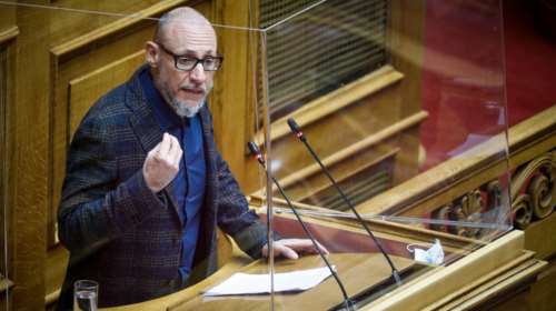 Γλέντι στο Twitter με τον Κλέωνα Γρηγοριάδη που αναλύει το σχέδιο &quot;Δήμητρα&quot;: &quot;Να ανάψεις μια λαμπάδα στη... Ματσούκα&quot;