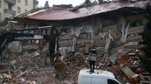 Τουρκία: Νέος σεισμός μεγέθους 5,7 Ρίχτερ έπληξε τις ανατολικές περιοχές της χώρας