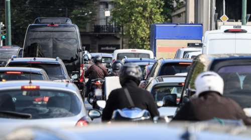 Ποια είναι τα έργα που θα λύσουν το κυκλοφοριακό κομφούζιο της Αττικής