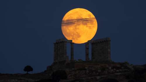 Πανσέληνος Ιουλίου 2022: Πότε κορυφώνεται το &quot;Φεγγάρι του Ελαφιού&quot; - Γιατί ονομάστηκε έτσι