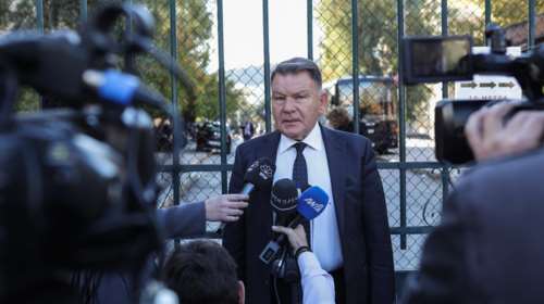 Κούγιας: Ισως αναλάβω τον αστυνομικό που πυροβόλησε τον Ρομά - Να προσέχουν οι &quot;κλαρινογαμπροί&quot; συνάδελφοί μου