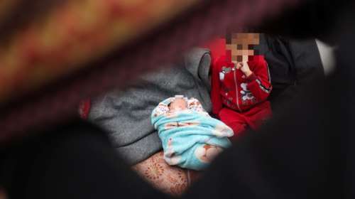 Νεαρή Παλαιστίνια γέννησε τετράδυμα εν μέσω του πολέμου - Το τέταρτο μωράκι ζυγίζει μόλις ένα κιλό