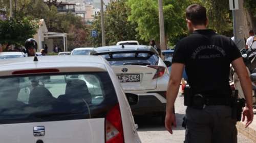 Σύλληψη TikToker πρώην αστυνομικού: H ανώνυμη καταγγελία που τον έκαψε, οι ύποπτες επαφές και τα ναρκωτικά