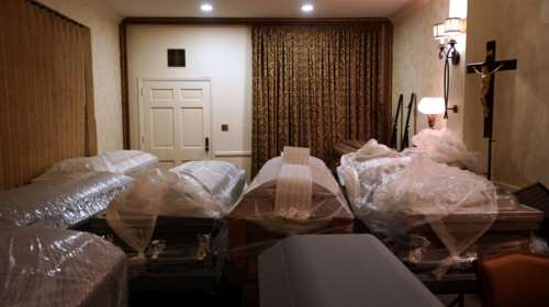 "Χαστούκι" στον Τραμπ από το Κολούμπια: 35.000 άνθρωποι θα είχαν σωθεί αν είχε πάρει μέτρα μία εβδομάδα νωρίτερα