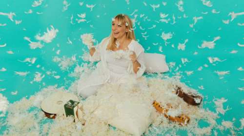 &quot;Πουπουλένια Πολιτεία&quot;: Μία διαδραστική παράσταση για μικρούς και μεγάλους που δεν πρέπει να χάσετε