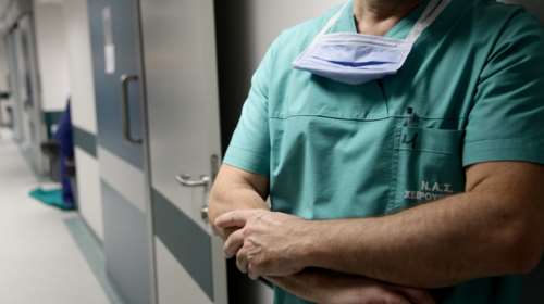 Λάρισα: Διασωληνωμένος για δεύτερο 24ωρο ο 9χρονος που πνίγηκε τρώγωντας πορτοκάλι - Νοσηλεύεται σε πλήρη καταστολή