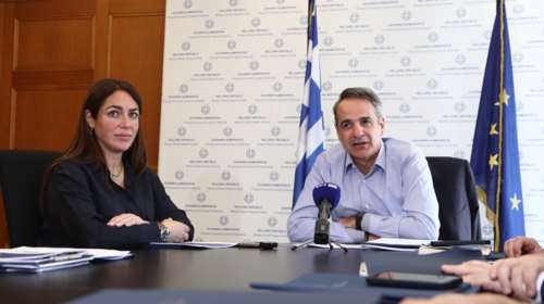 Σύσκεψη για την παρουσίαση της πλατφόρμας stegasi.gov.gr υπό τον Μητσοτάκη