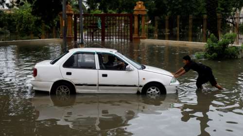 Βιβλική καταστροφή στο Πακιστάν: Ξενοδοχείο κατέρρευσε από πλημμύρες - Ξεπέρασαν τους 1.000 οι νεκροί [εικόνες, βίντεο]