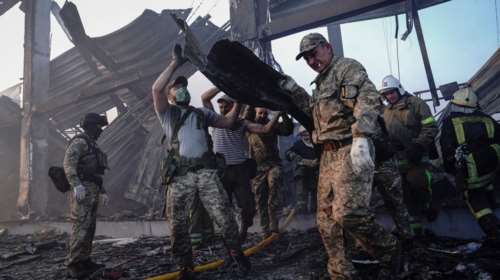 Ουκρανία: Στους 18 οι νεκροί από το νέο τυφλό χτύπημα των Ρώσων σε εμπορικό κέντρο - "Ήταν μια κόλαση" [εικόνες]