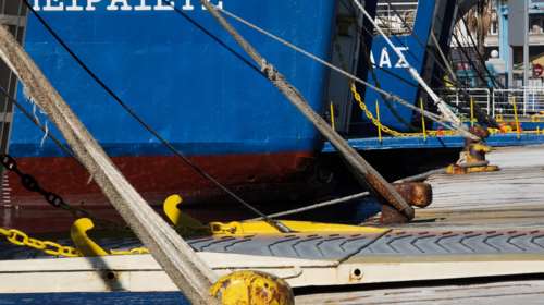 Απαγορευτικό απόπλου σε Πειραιά και Λαύριο λόγω των θυελλωδών ανέμων - Ποια πορθμεία είναι κλειστά