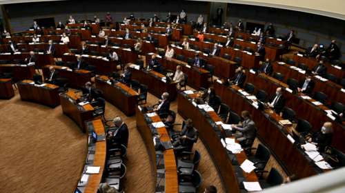 Ταμείο Ανάκαμψης: Οριακό &quot;ναι&quot; από το κοινοβούλιο της Φινλανδίας μετά από θρίλερ - Aπομένουν 5 χώρες