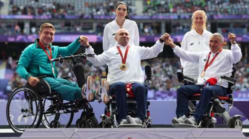 Παραολυμπιακοί Αγώνες: Κωνσταντινίδης και Στεφανίδης &quot;έβαψαν&quot; ελληνική την απονομή στη σφαιροβολία F32