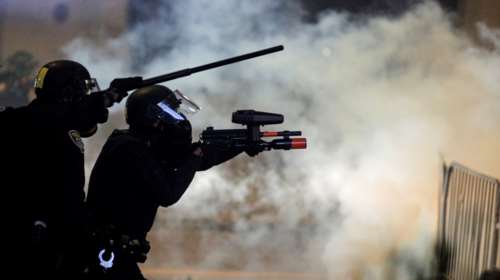 Νέο σοκ στις ΗΠΑ: Αστυνομικός πυροβόλησε αυτιστικό παιδί που είχε υποστεί κρίση