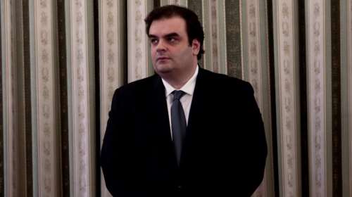 Στην Κωνσταντινούπολη ο Πιερρακάκης - Επισκέφθηκε τα σχολεία της ομογένειας