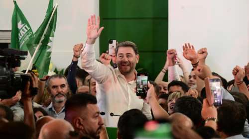 Συγχαρητήρια επιστολή του Ισπανού πρωθυπουργού στον Νίκο Ανδρουλάκη για την επανεκλογή του