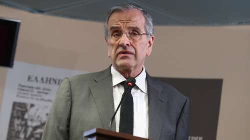 Σαμαράς: "Η Καλαμάτα υποδέχεται και τιμά τον φίλο Κώστα Καραμανλή" - Επίτιμος δημότης ο πρώην πρωθυπουργός