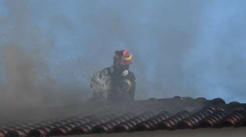 Γρεβενά: Νεκρός ηλικιωμένος, μετά από φωτιά σε εγκαταλελειμμένο σπίτι