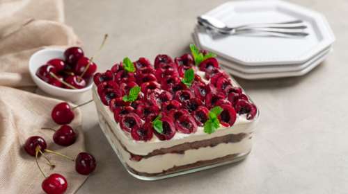 Εορτολόγιο: Ποιοι γιορτάζουν σήμερα, Κυριακή 21 Απριλίου 2024